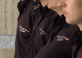 La Justicia da la razón a un policía nacional tras no recibir el plus de residencia en una baja médica