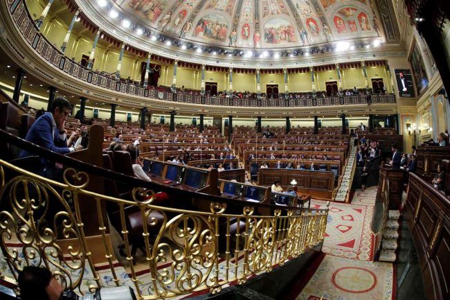 ‘La vuelta al mundo en 80 días’ de nuestro gobierno en funciones