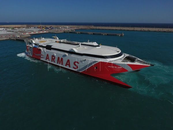 Trasmediterránea cambia los horarios del ‘Volcán de Teno’ a partir de este viernes
