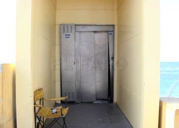 ascensor-ribera-desencajado-agosto-16