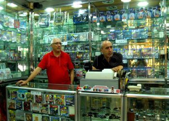 comercio-virginia-ceuta-cierra-1