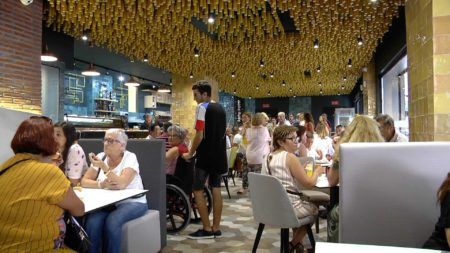inauguracion-cafe-abaris