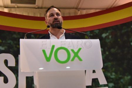 mitin-vox-abascal-ceuta-15