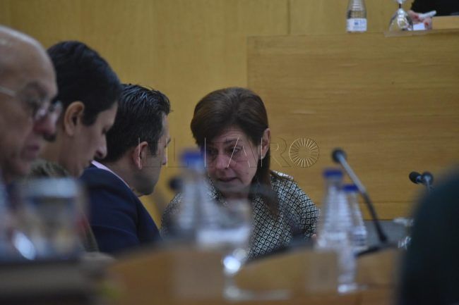 Deu prevé liberar pronto “el 50%” del depósito de Benzú para retirar los coches abandonados en la calle