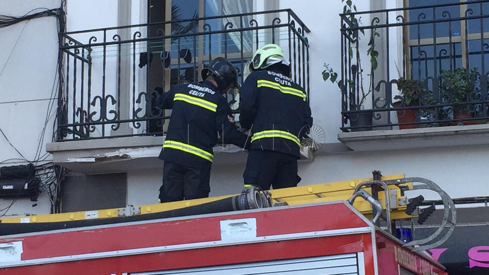bomberos-inspeccion-balcon-marina-5