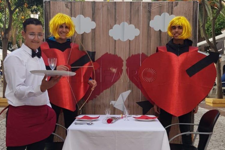 menores-esperanza-san-valentin-first-dates