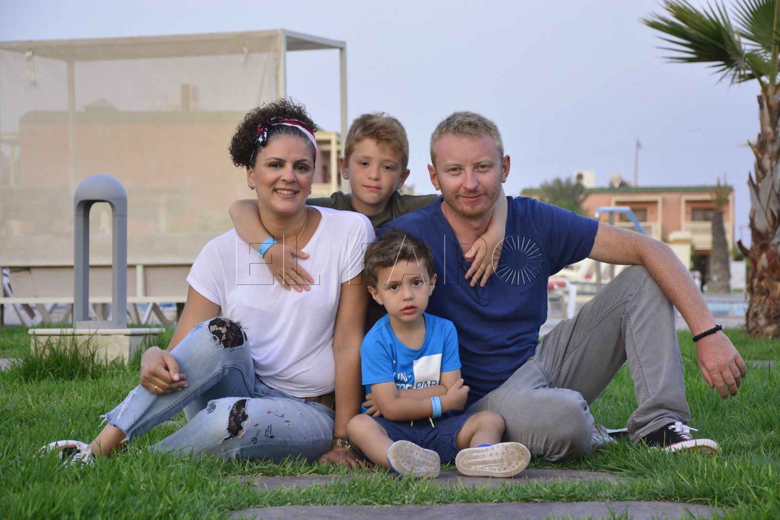 “Tengo que aguantar mis lágrimas cuando mi hijo me dice: no estás aquí y yo malito”