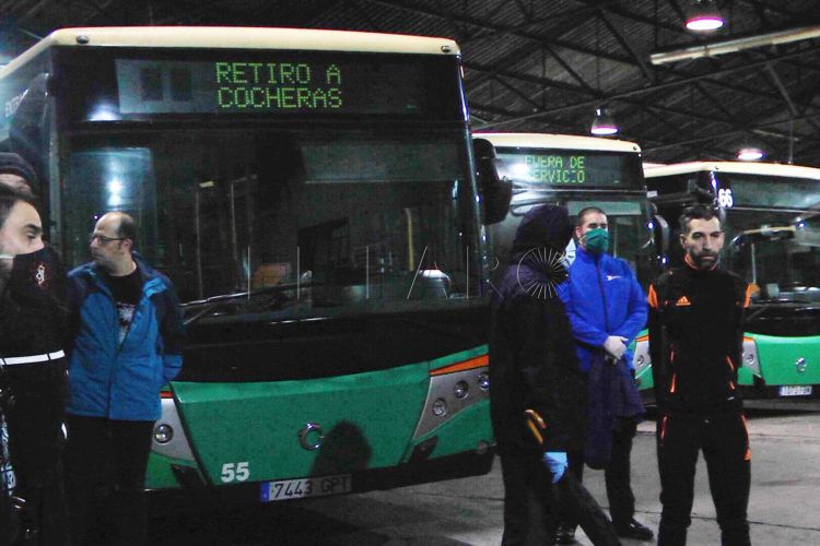 Autobuses-12