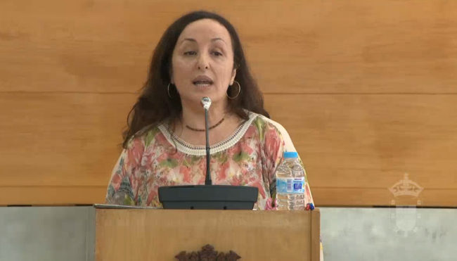 La primera intervención de la diputada no adscrita termina con un debate sobre el transfuguismo