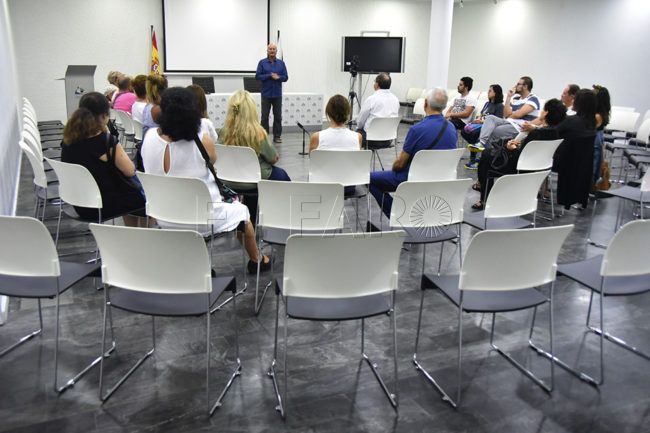 El Colegio de Psicólogos propone crear un número único de atención psicológica