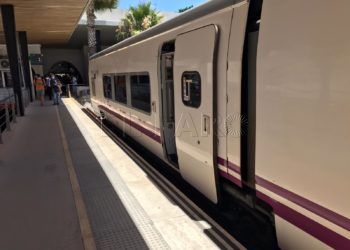 todos-trenes-renfe-admitiran-perros-grandes