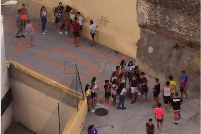 Los vecinos de Parques de Ceuta, entre el desconcierto, el temor y la indignación