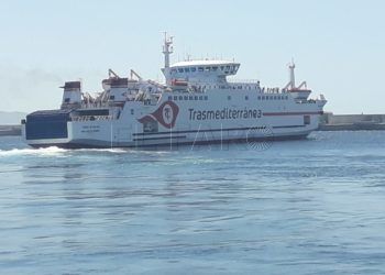 barco-trasmediterranea-repatriacion