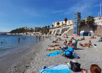 estado-playa-chorrillo-domingo