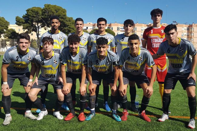 El Sporting consigue un valioso punto ante el San Fernando fuera de casa (0-0)
