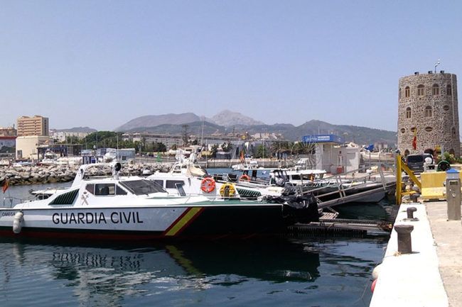 El Gobierno niega a Vox que la Guardia Civil tenga carencias y asegura que dispone de “medios suficientes” para luchar contra el narcotráfico