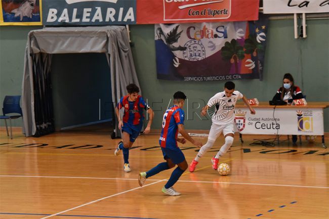 El Deportivo Ceutí lidera el grupo con Los Olivos