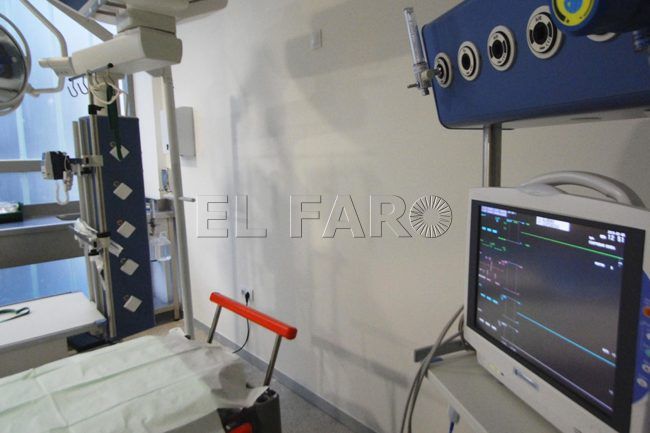 El Faro - Ocho nuevos positivos, uno de ellos marroquí, y bajan los hospitalizados