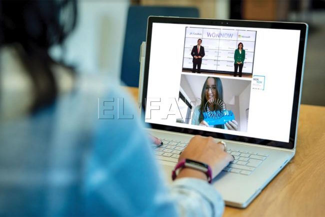 La estudiante ceutí Umaima Bousdar, expediente premiado por CaixaBank y Microsoft