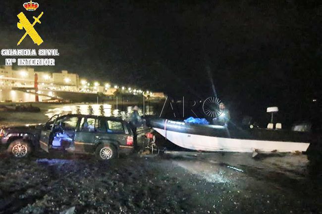 Operación de la Guardia Civil en la Almadraba: 3 detenidos y una lancha intervenida