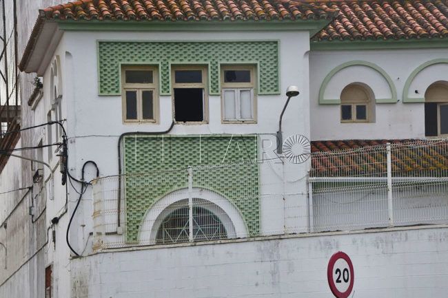 Vox preguntará por el retraso de las obras en la vieja prisión de Los Rosales
