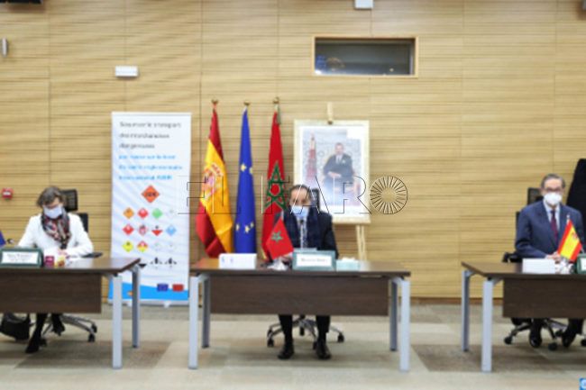El Faro - Rabat adapta sus criterios de transporte de cargas peligrosa a los de la UE