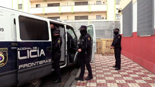 ‘Canty’ se entrega en Policía: le buscaban por violencia de género