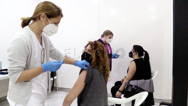 Vox exige la vacunación masiva contra el COVID-19 en Ceuta y Melilla