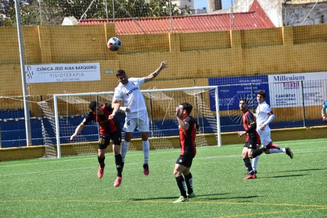 El Ceuta rumbo a la fase de ascenso con la tercera posición tras la derrota de Los Barrios