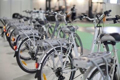 La Ciudad implantará un sistema de alquiler de bicicletas eléctricas para favorecer la movilidad sostenible