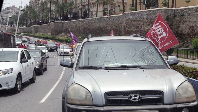 Los trabajadores de Correos salen a la calle contra los recortes en la empresa pública