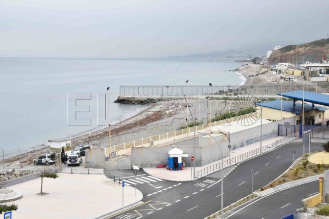 «Hoy hay barra libre en Ceuta»: el mensaje viral de la «invasión»