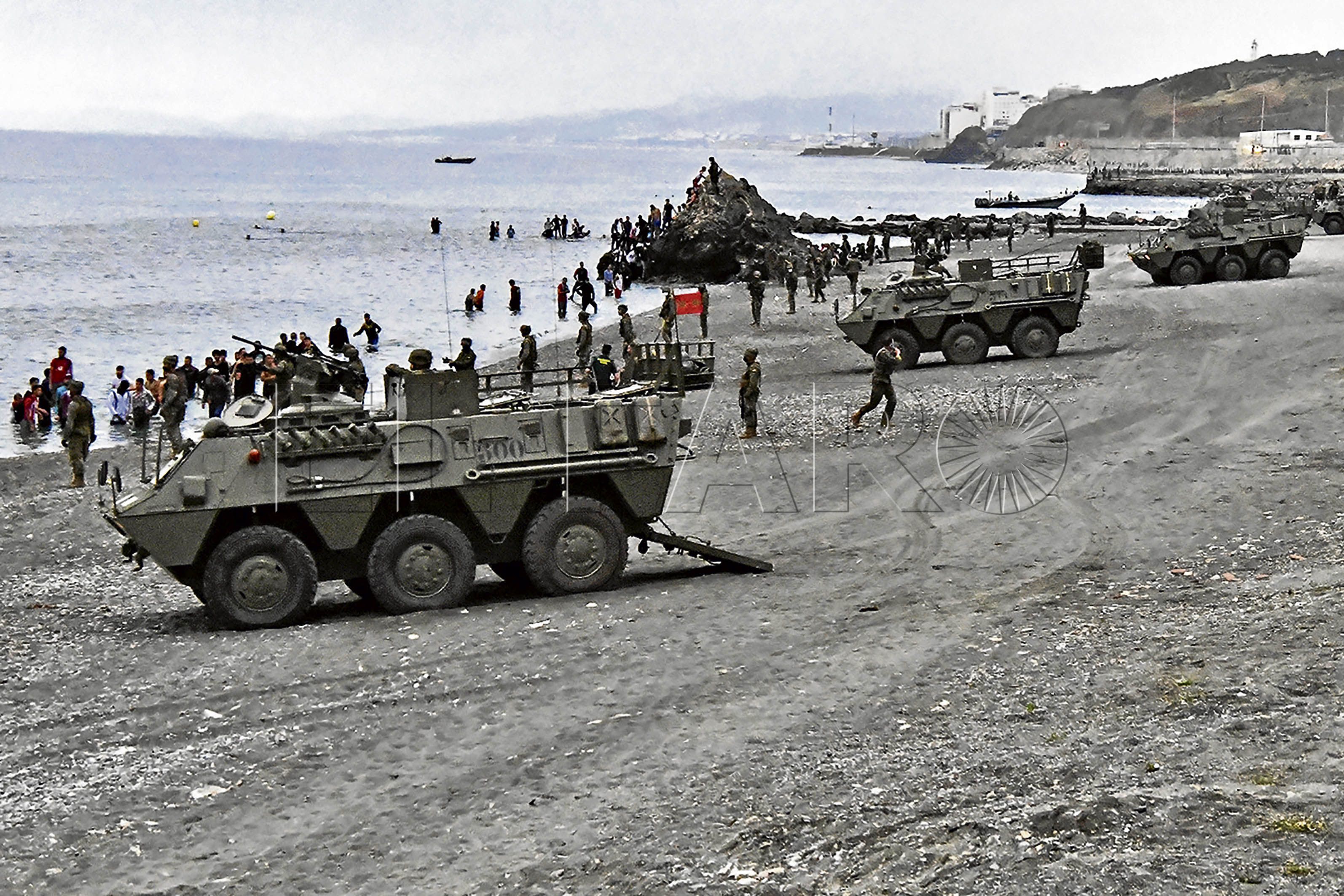 tanques-militares-playa-tarajal