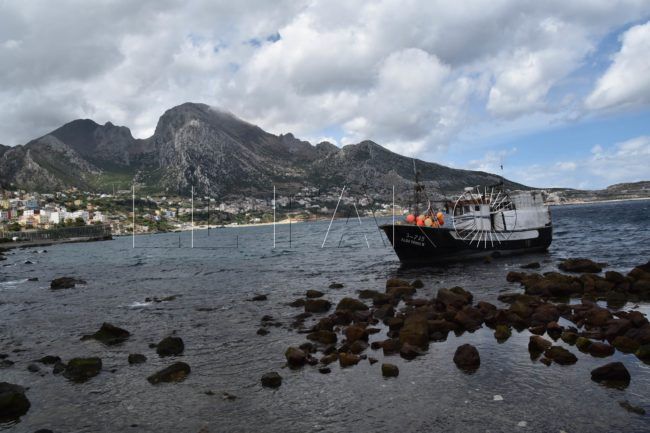El ‘Albatrous II’, un barco casi fantasma en pleno Benzú