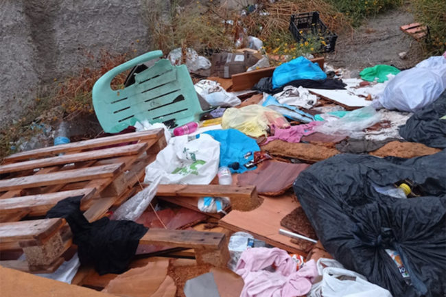 Vecinos de Vicedo Martínez denuncian la acumulación de basura en el barrio