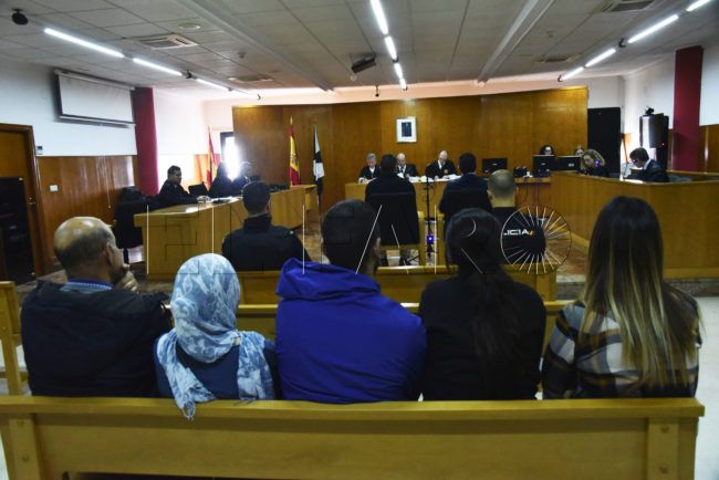 Suspendido de empleo el suboficial de la Legión que disparó a un joven
