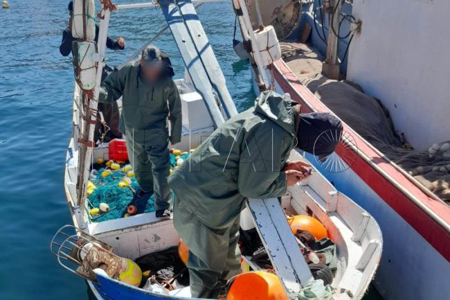 Tres pescadores marroquíes detenidos por presunto pase de un inmigrante