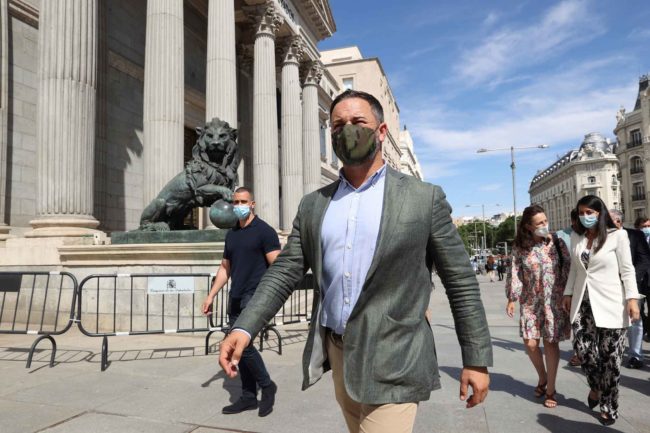 El Faro - Abascal arremete contra la inmigración irregular y señala a PP y PSOE como responsables