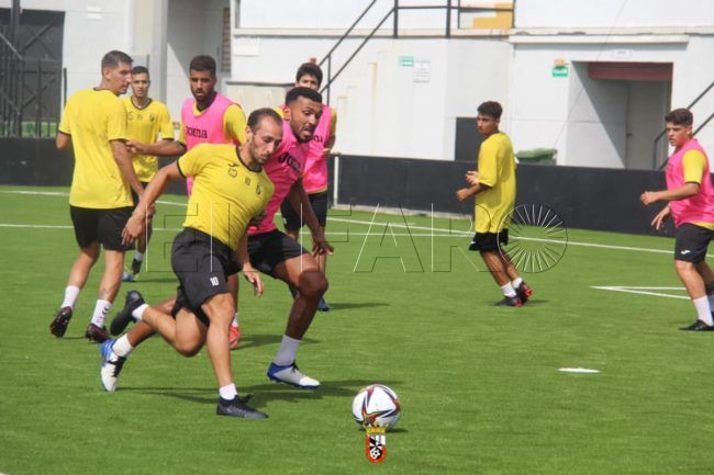La AD Ceuta FC se enfrenta al CD San Roque en el ‘Manolo Mesa’