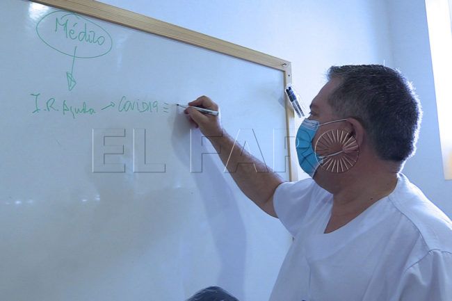 Reclaman medidas drásticas tras los casi 100 positivos detectados