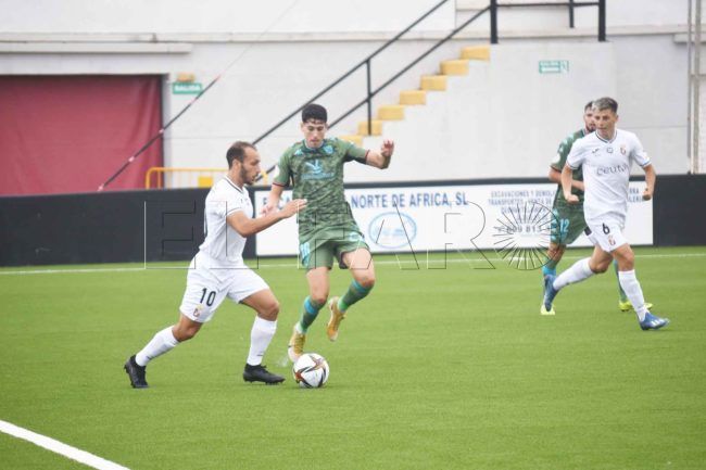 El Ceuta vuelve a bajar posiciones
