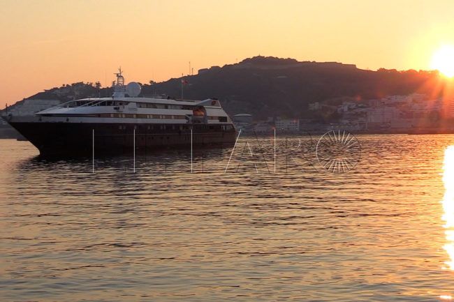 El crucero ‘Clio’ hace escala en el puerto de la ciudad por tercera vez en un mes