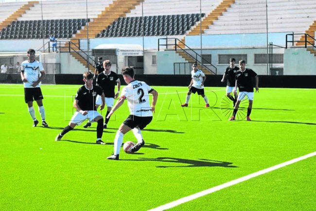 El Sporting Atlético busca su primera victoria en la Liga