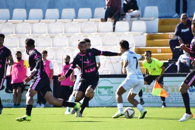 El Ceuta es mejor que el Don Benito, pero no consigue ganar (0-0)