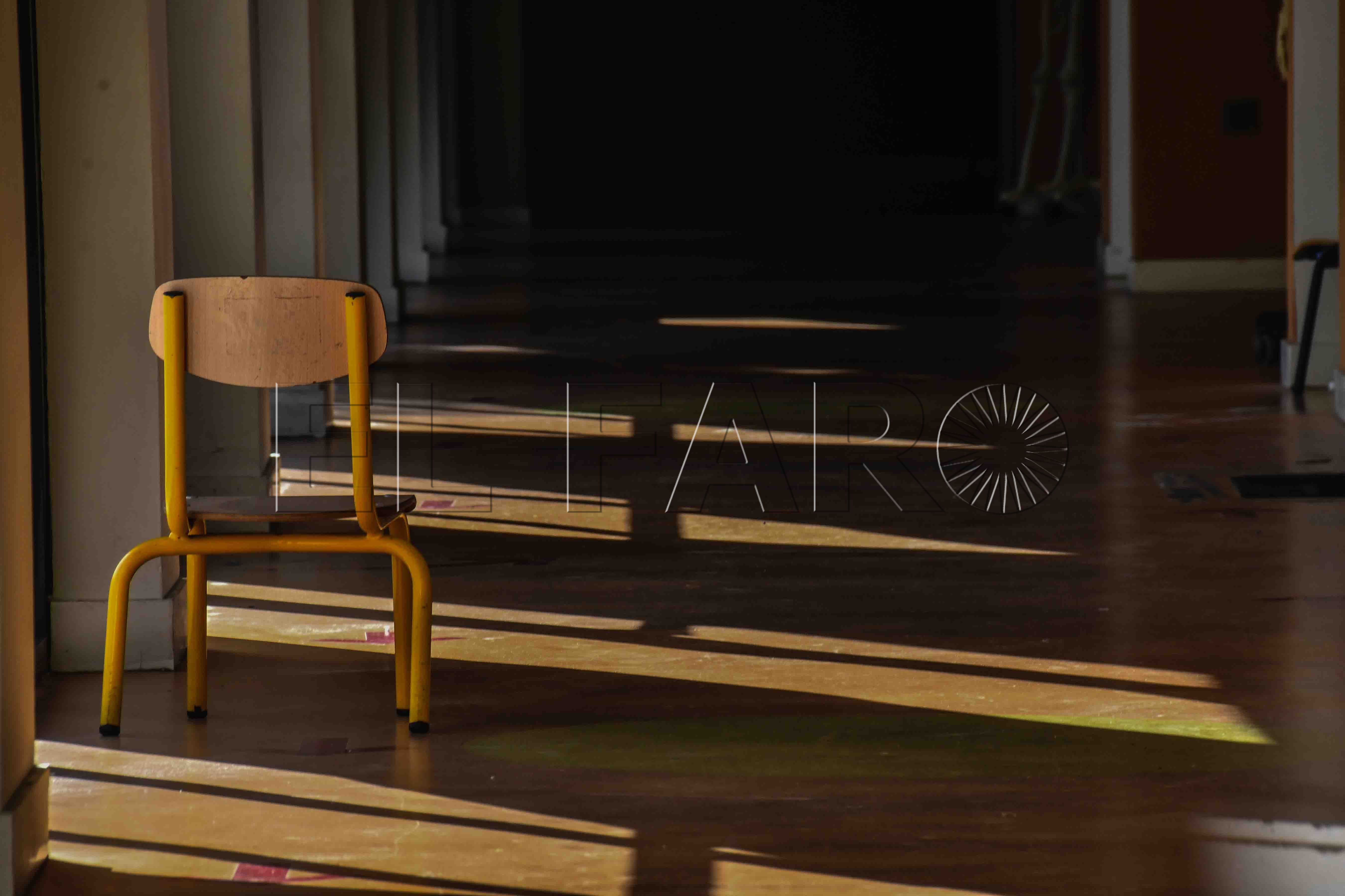 aula-coelgio-pasillo-centro-escolar