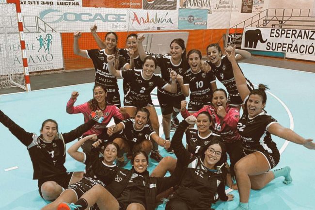 Victoria del Balonmano Estudiante ante el Ángel Ximénez Puente Genil por 22-30
