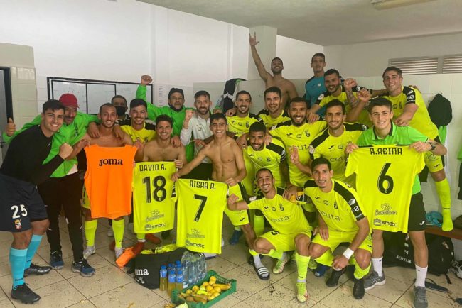 El Ceuta continúa en estado de gracia tras ganar al Mensajero (1-3)