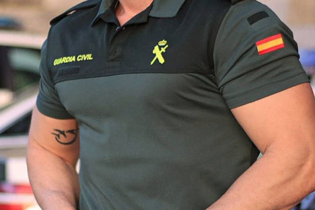 Interior permite los tatuajes en cabeza, cuello y manos de guardias civiles