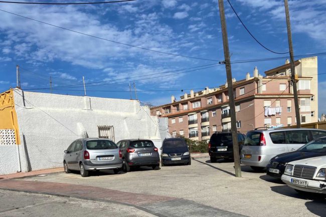 El Faro - Vecinos de Poblado Sanidad denuncian robos de piezas de vehículos