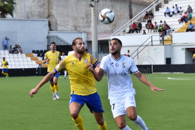 Un Ceuta lanzado llega a Lepe para seguir en play-off